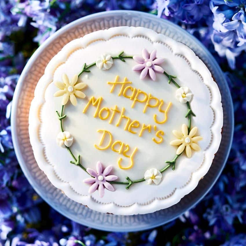 Mothers Day Cake 2024