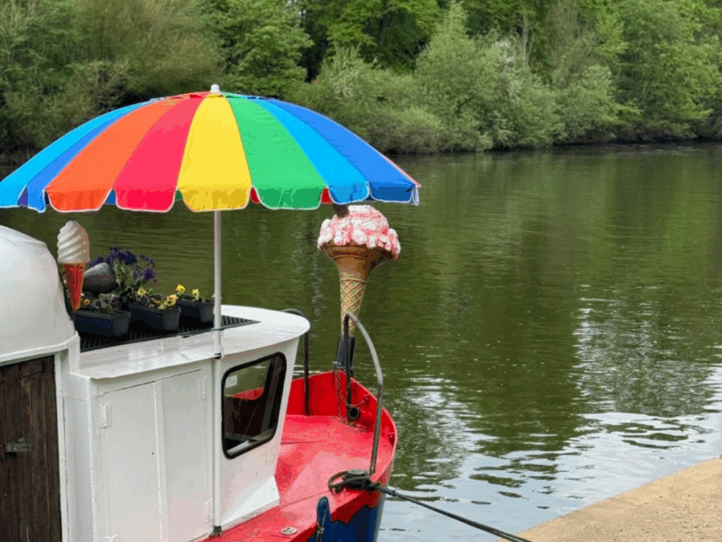 where to eat by the river york kids